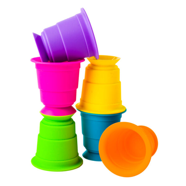 Fat Brain Toys: SUCTION KUPZ 8x8x27cm, en silicone, en blister, 12m+