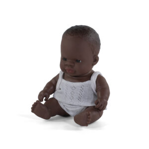 ML Poupées: POUPEE BEBE GARCON AFRICAIN 21cm, parfumée vanille, imperméable, poupée sexuée, en résine en boîte cadeau. Made in Spain, 10m+