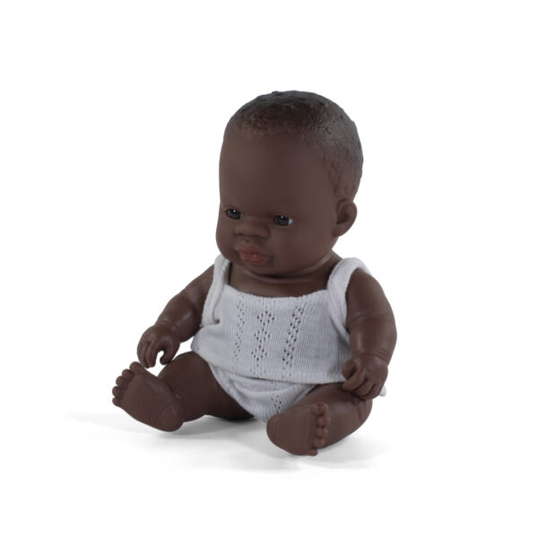 ML Poupées: POUPEE BEBE GARCON AFRICAIN 21cm, parfumée vanille, imperméable, poupée sexuée, en résine en boîte cadeau. Made in Spain, 10m+